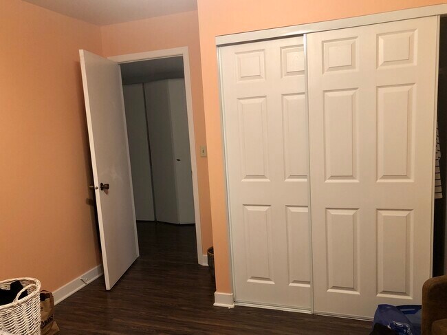 Building Photo - 7784 S Sunbird Way