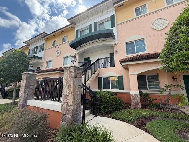 Foto del edificio - 9745 Touchton Rd