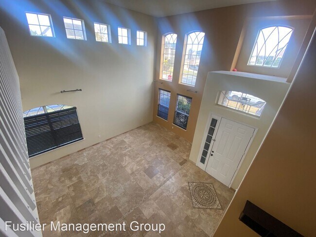 Building Photo - 4 br, 3.5 bath House - 1906 Cedar Arch Ln.