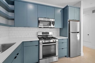 Building Photo - 4006 Avenue C