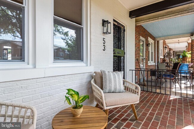 Building Photo - 53 Hamilton St NW