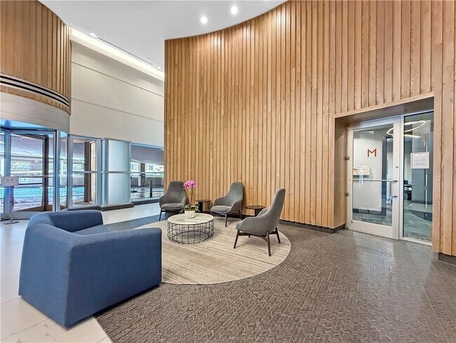 Foto del edificio - 923 Peachtree St NE