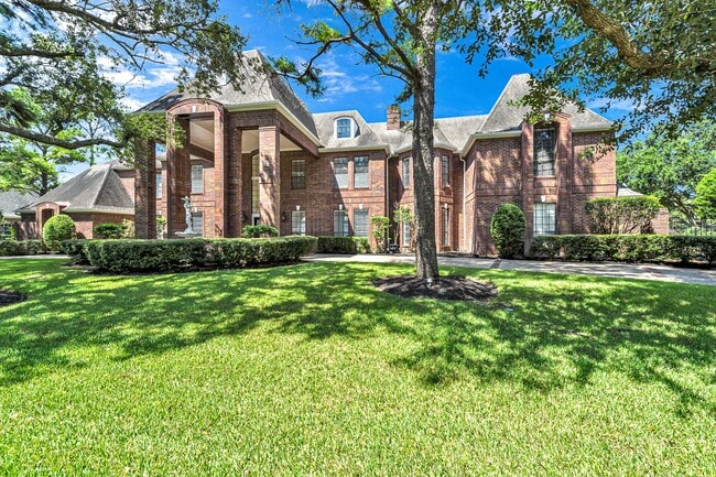 Building Photo - 21410 Ganton Dr