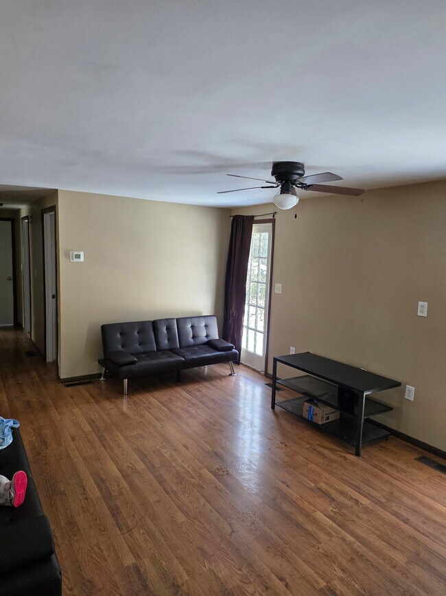 Foto del edificio - 2139 Horning Rd