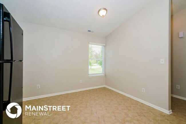Foto del edificio - 7313 Barnwell Pl
