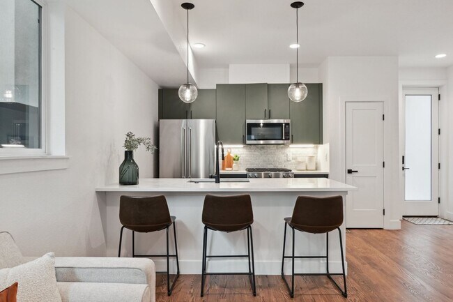 Building Photo - Modern 3BD, 3.5BA Sloan’s Lake Home with Rooftop Deck and 1-Car Garage