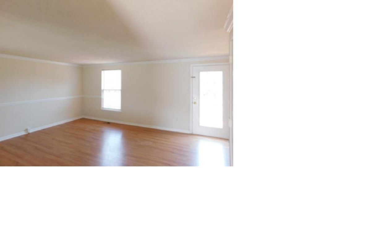Foto del edificio - 16837 Toms River Loop