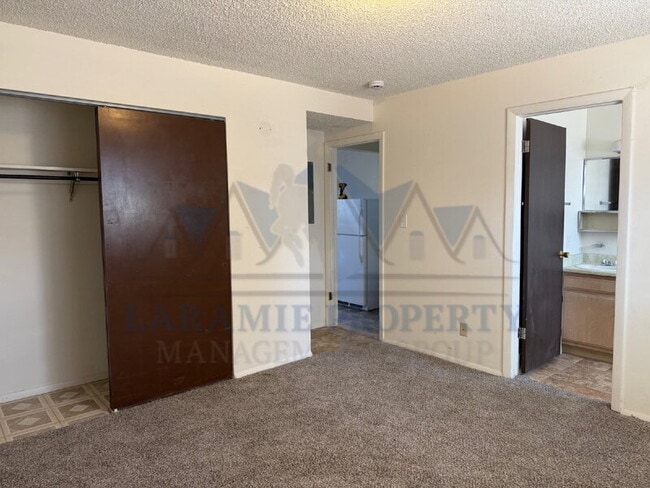 Foto del edificio - 706 Downey St