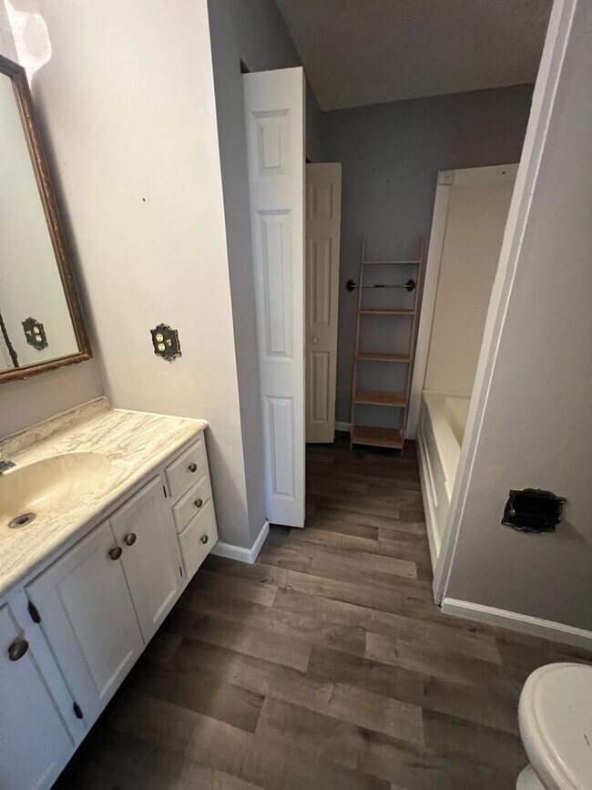 Foto del edificio - 1224 N Rutledge St