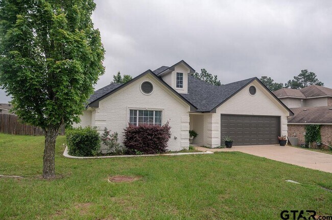 Foto del edificio - 8424 Stonebridge Way