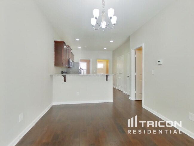 Foto del edificio - 311 Woodfern Ct
