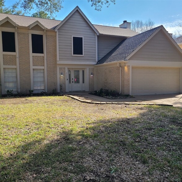 Building Photo - 8130 Sunny Ridge Dr