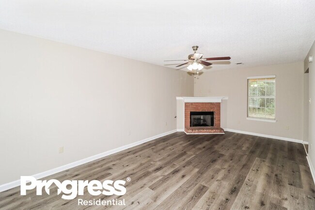 Building Photo - 4468 Cedar Ridge Ln