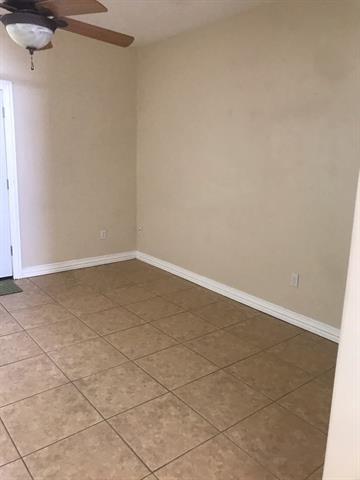 Foto del edificio - 2319 Independence Blvd