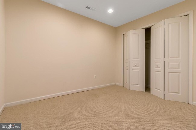 Foto del edificio - 9033 Melody Dr