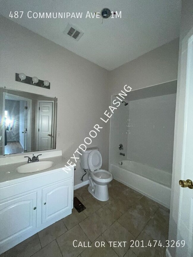 Foto del edificio - 487 Communipaw Ave