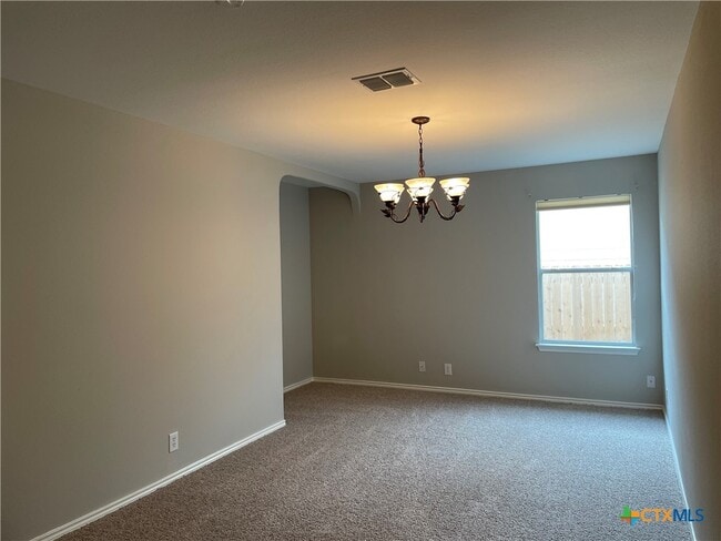 Building Photo - 217 Roadrunner Ave