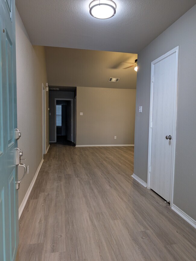 Bienvenido a casa - 525 Oxford Loop