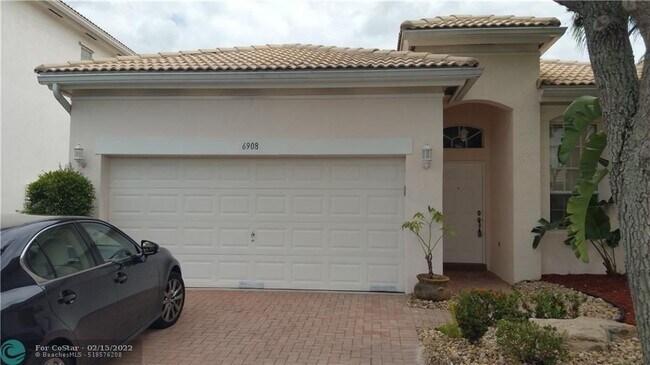 Foto del edificio - 6908 NW 32nd St