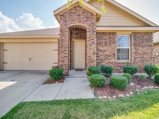 Building Photo - 2302 Tombstone Dr
