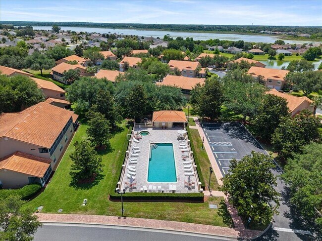 Foto del edificio - 5336 Edgewater Way