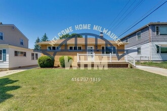 Building Photo - 4902 W Lynndale Ave