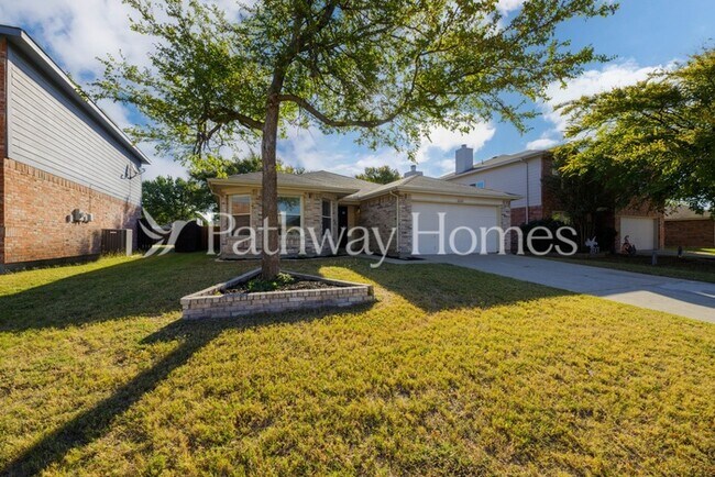 Building Photo - 2628 Terrace Dr