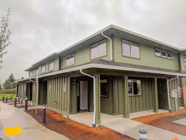 Photo - 8300 SE Flavel St Apartment