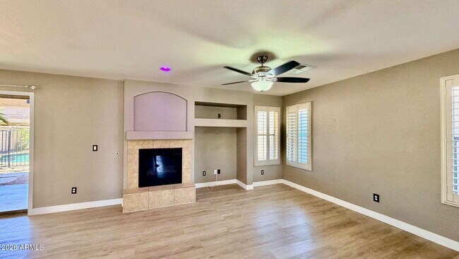 Building Photo - 21054 N Sansom Dr