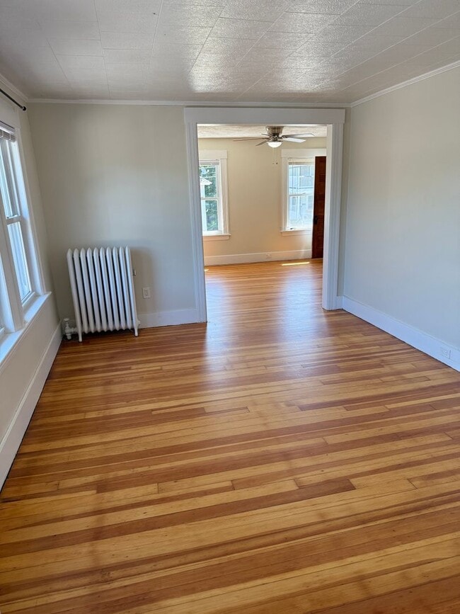 Foto del edificio - 48-50 Putnam St