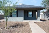 Foto principal - 1632 E Adams St
