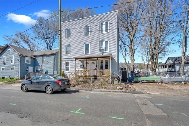Building Photo - 15 Thibault Ave
