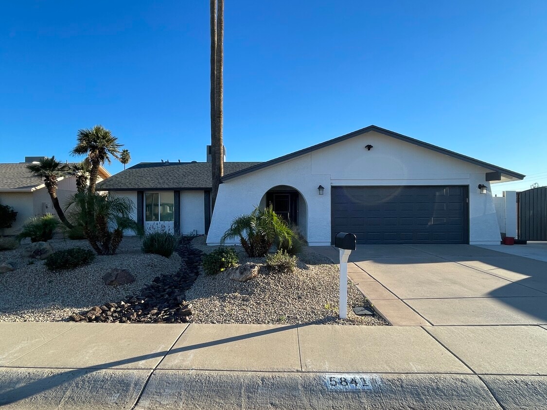Photo - 5841 W Angela Dr (Glendale, AZ)