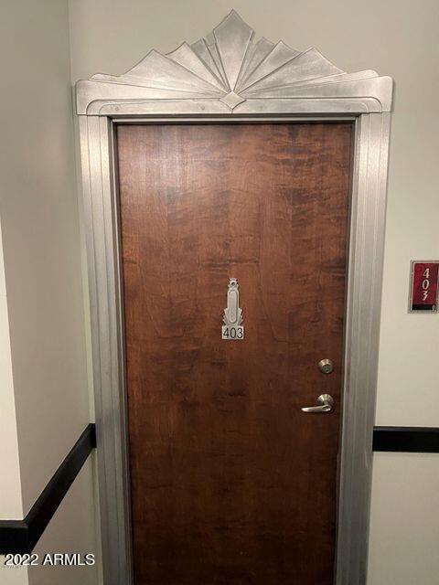 Foto del edificio - 114 W Adams St