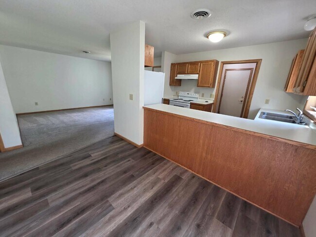 Foto del edificio - 802 Francis St