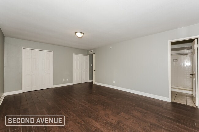 Foto del edificio - 7525 Ashcrest Ln