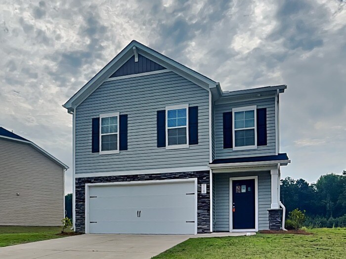 Foto principal - 118 Bent Holly Dr