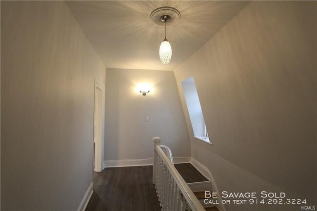 Building Photo - 277 Warburton Ave - 3 - 1 bed, 1 full bath