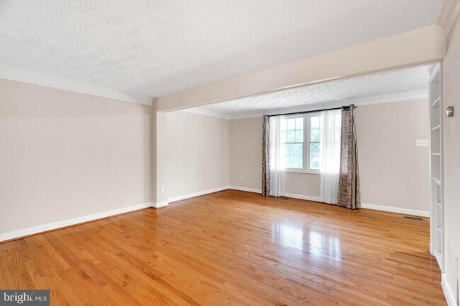 Building Photo - 7323 Golden Horseshoe Ct