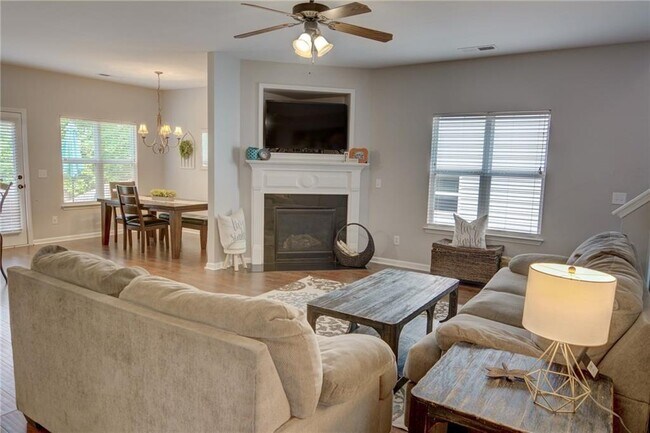 Building Photo - 4918 McEver View Dr