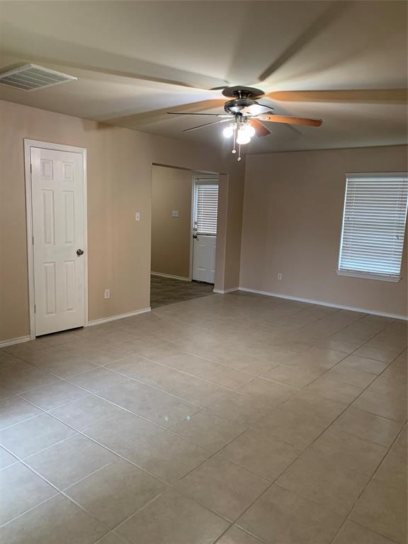 Building Photo - 24106 Alivia Ct
