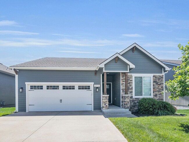 Building Photo - 6315 Rockaway Dr
