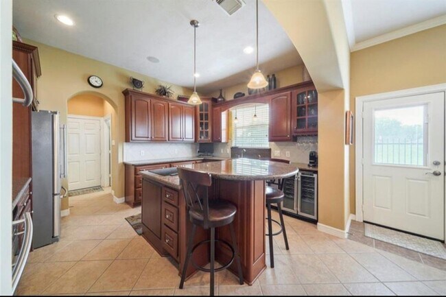 Building Photo - 8029 Durango Way Dr