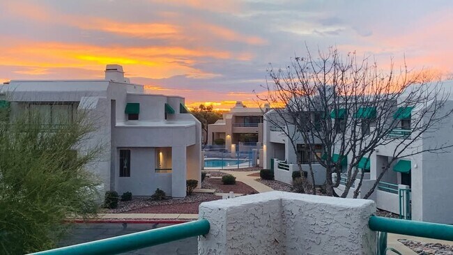 Foto del edificio - 7953 E Colette Cir