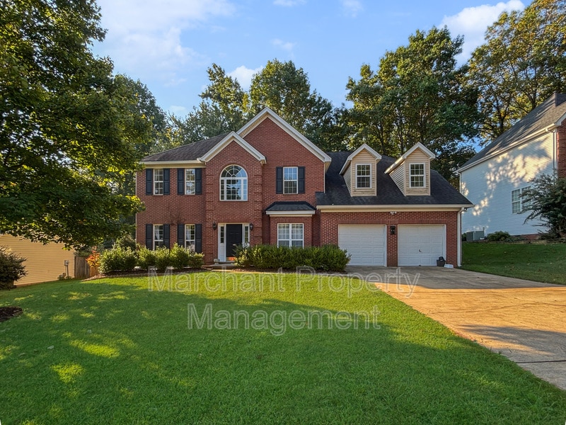 Primary Photo - 6 Twickenham Dr