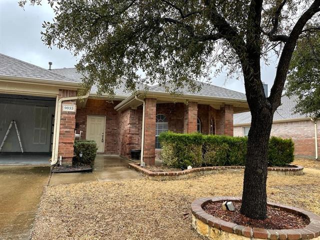 Primary Photo - 9833 Fillmore Dr