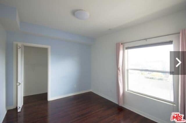 Building Photo - 1025 Dewey Ave
