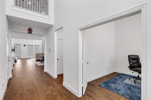 Foto del edificio - 1921 Bristol St