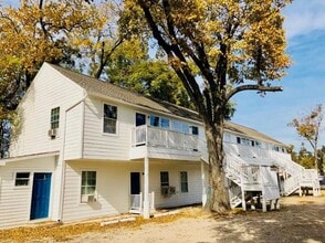 Building Photo - 1148 W 20th St