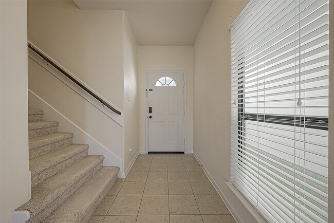 Foto del edificio - 6706 Honey Harvest Ln